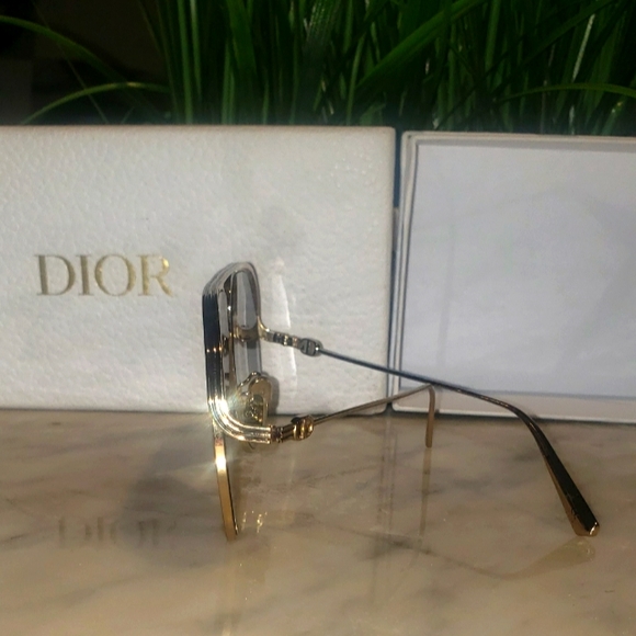 DIOR AVIATOR SUNGLASSES , BLUE TINT - Picture 3 of 3